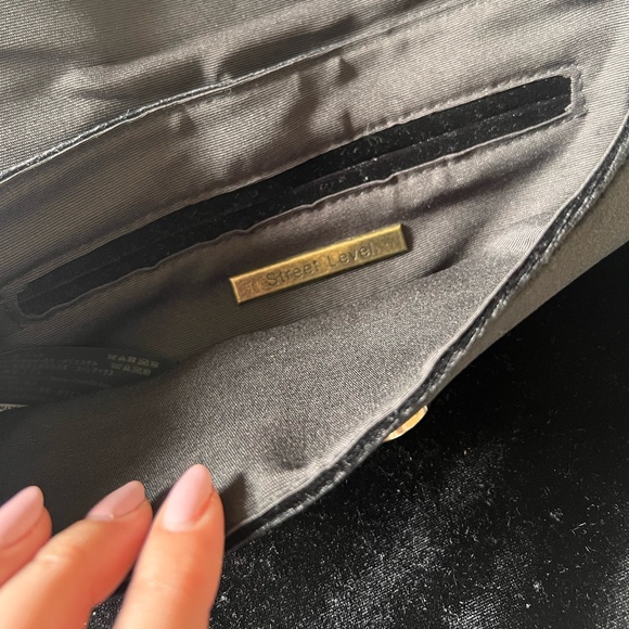 Street Level Crossbody Bag - Picture 2 of 2